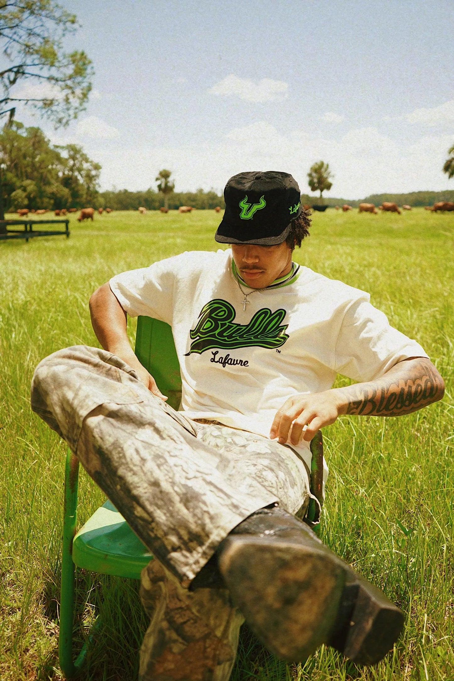 USF Bull Black Trucker