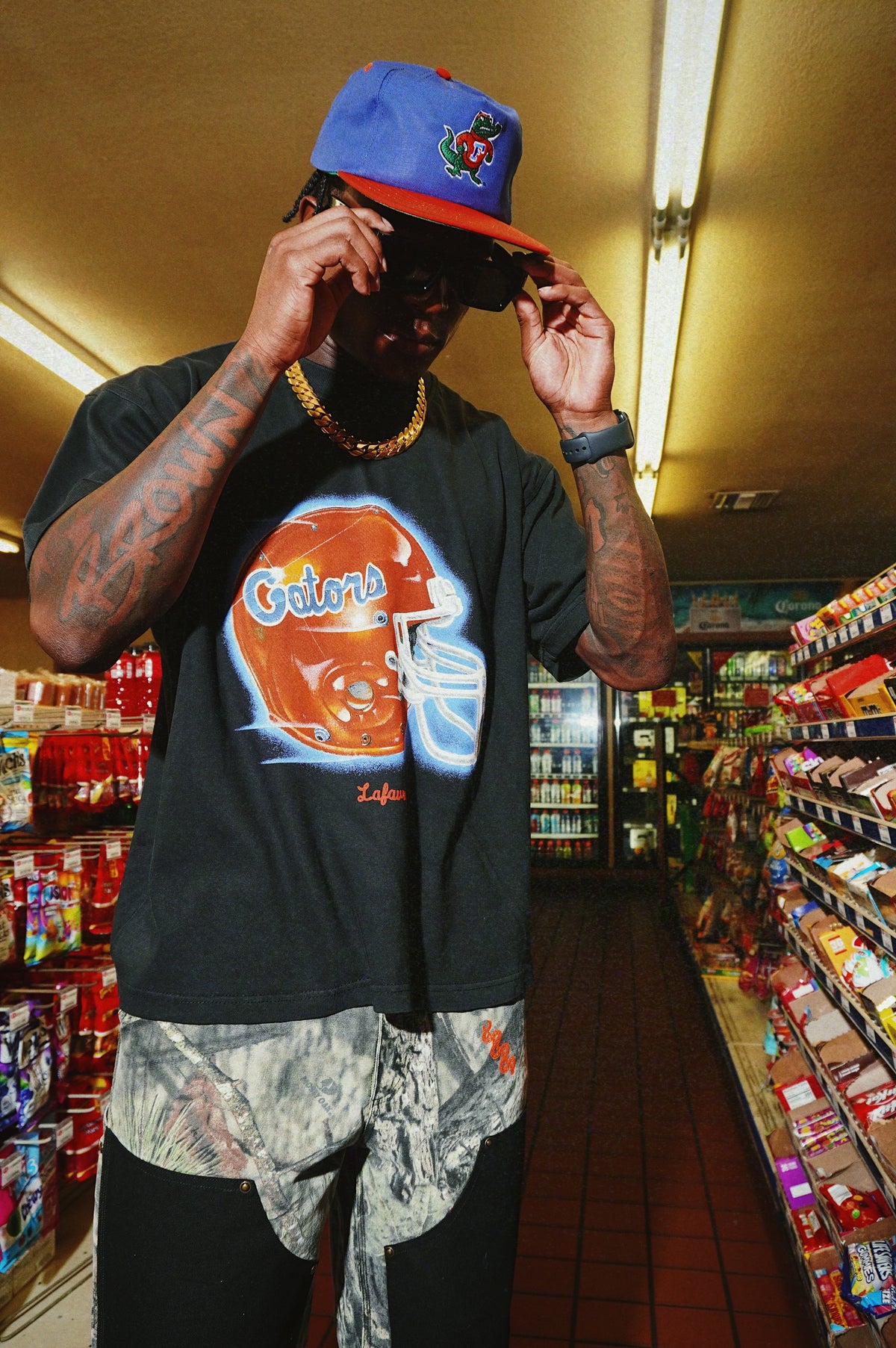 84’ Gators Airbrush Helmet T - Black
