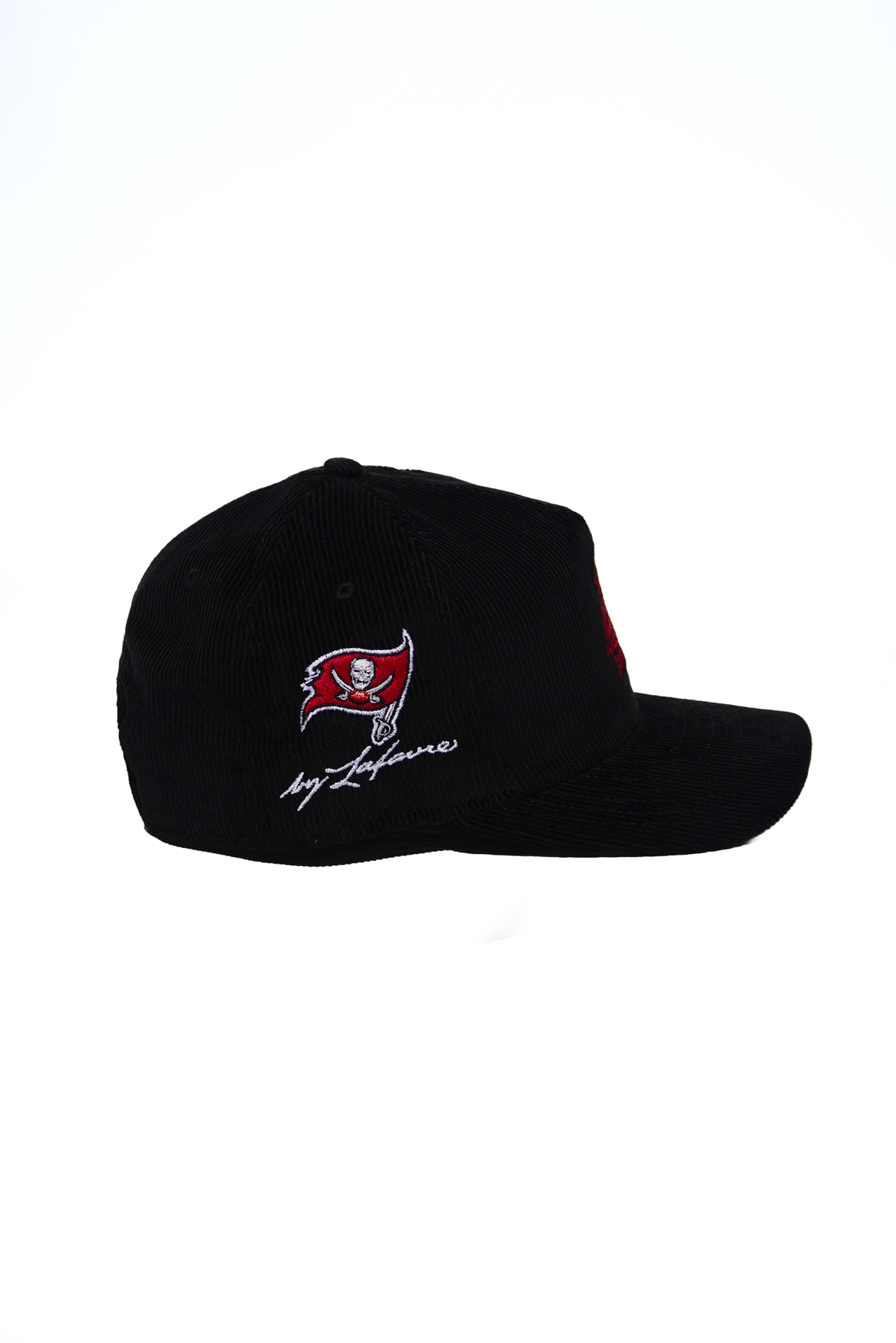 Buccaneers Red Boat Snap