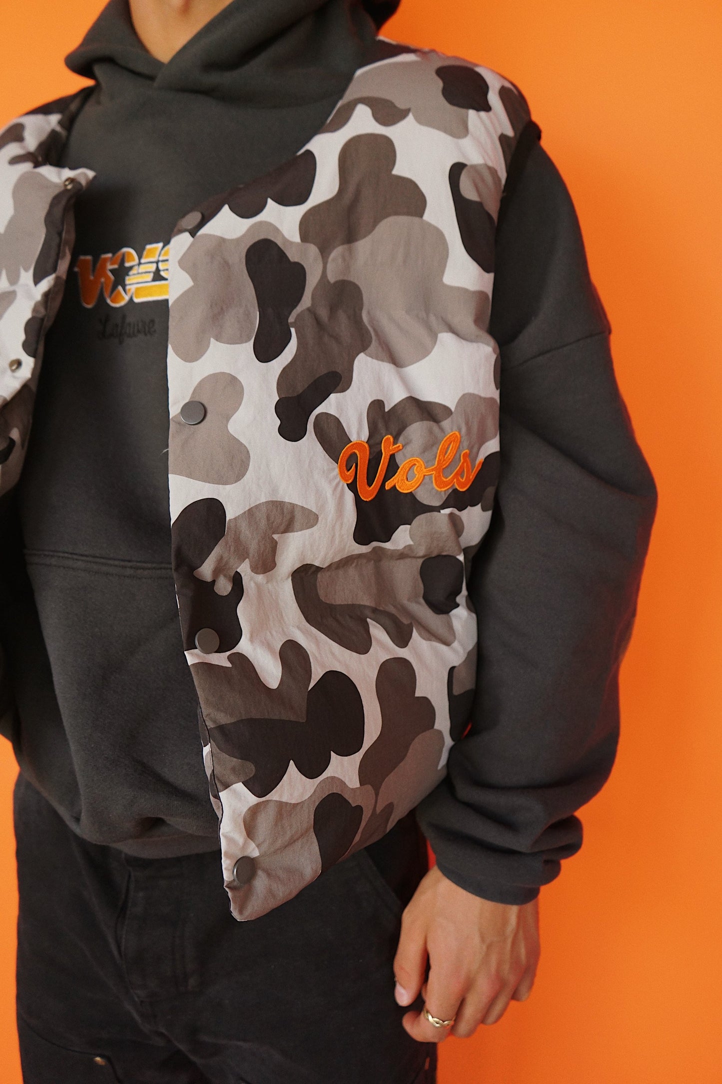 Tennessee Vols Script Camo Vest