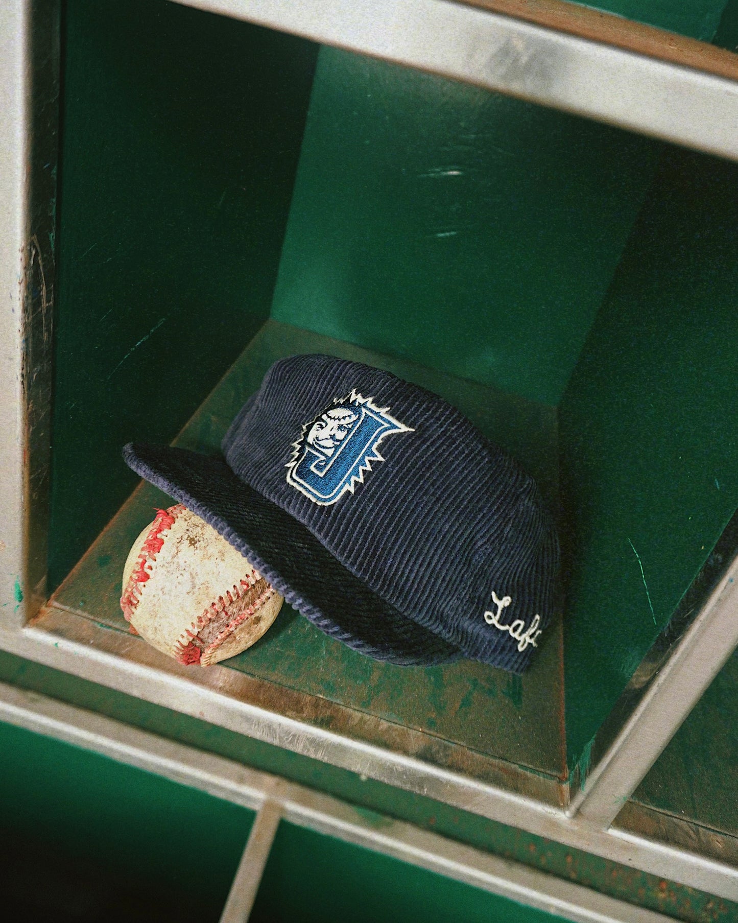 '09 Navy Suns Trucker