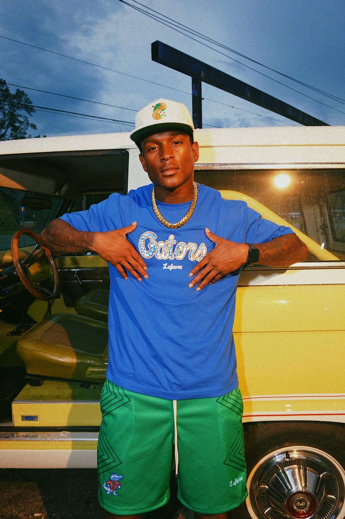 Blue Gators Scale T